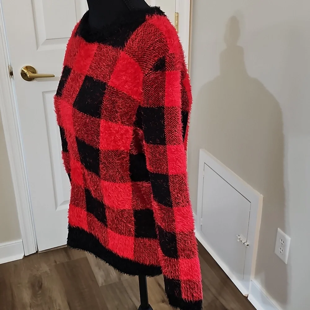 Sweater - Picture 5 of 14